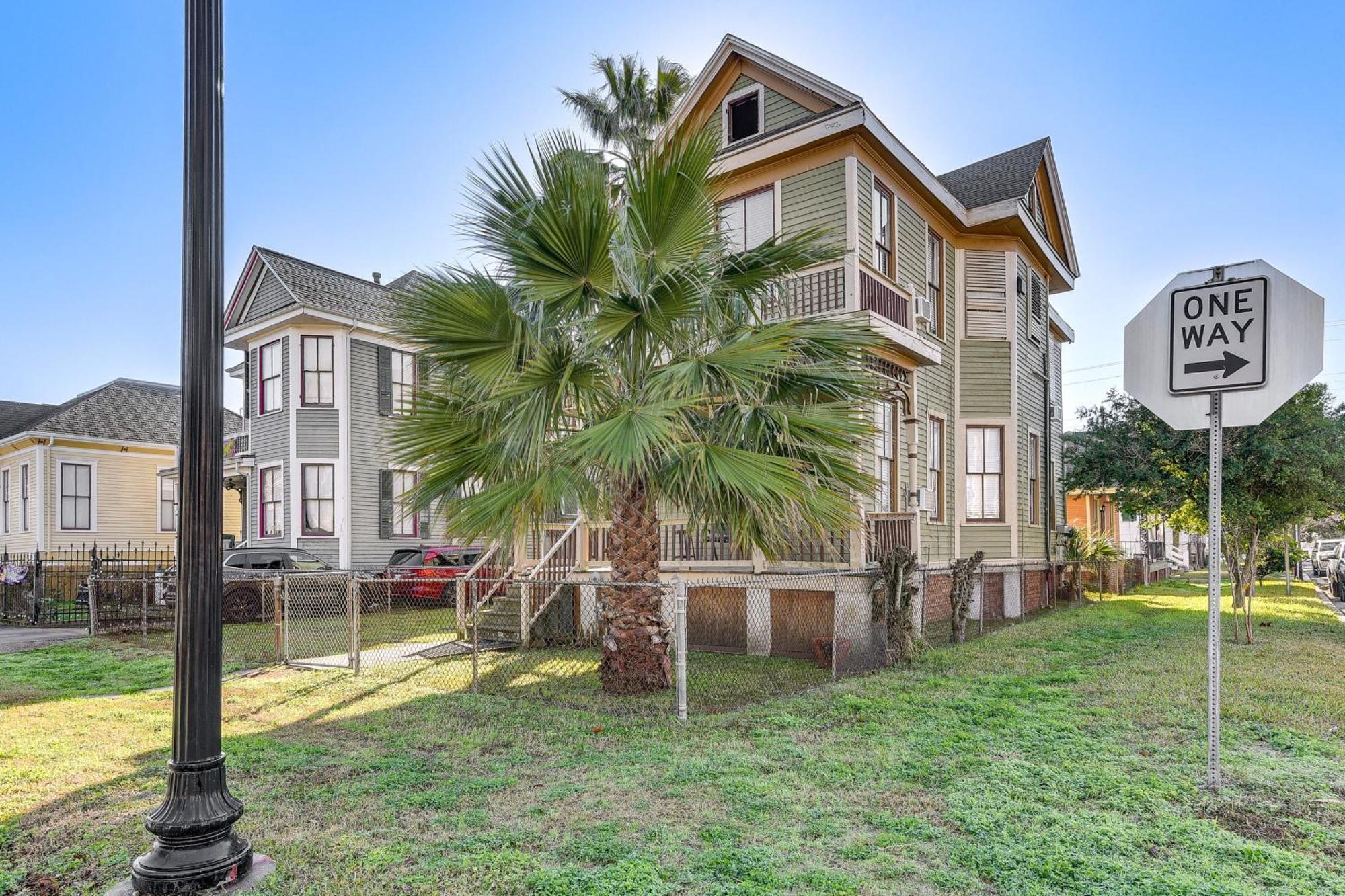 Coastal Galveston Studio About 1 Mi To Beach! Eksteriør bilde